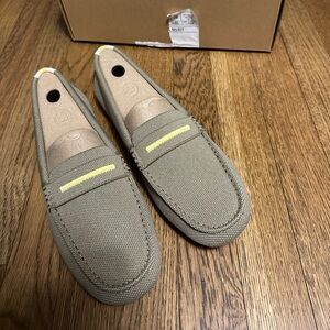 NEW with Box- Rothy’s Driver